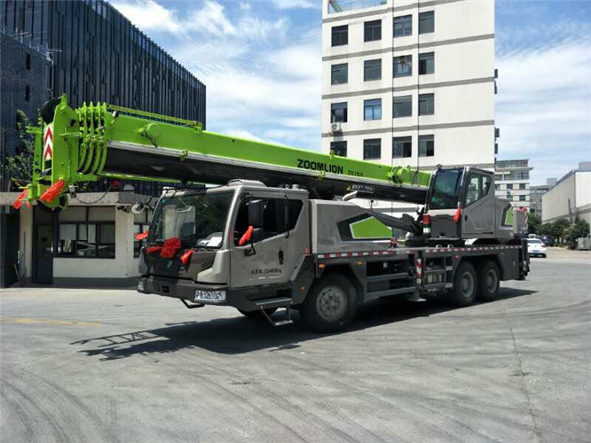 郸城县跨街广告牌的高空安装注意事项